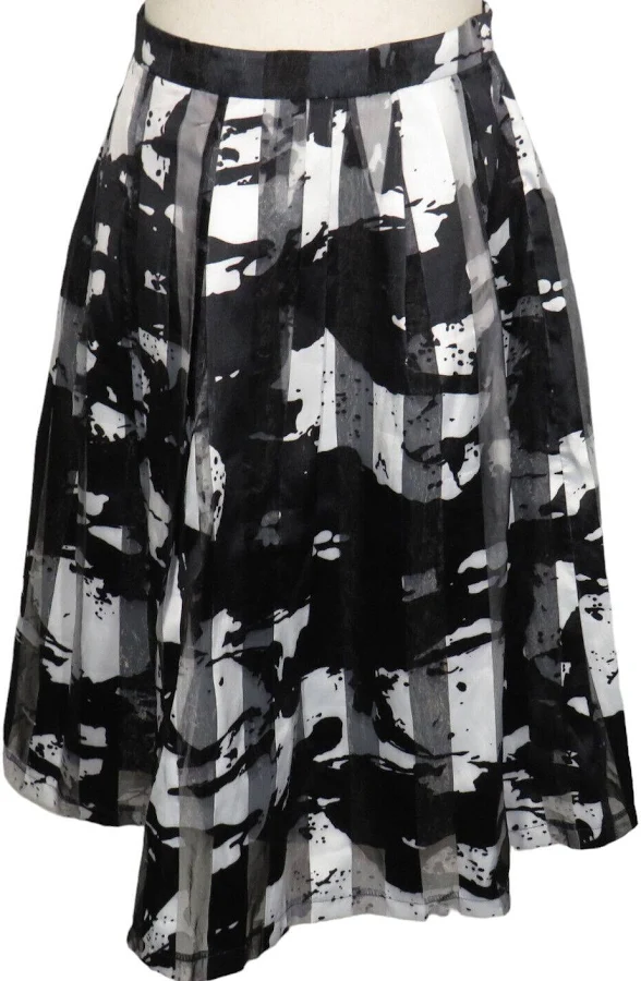 skirt Black And White Striped Abstract Print Pleated Midi Skirt Size 8 eBay - blondie601 $19.99