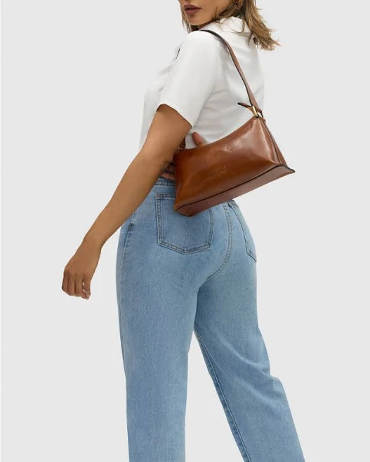 bag Florence Laura Shoulder Bag Small Stylish Vegetable-Tanned Leather Republic of Florence $212.04