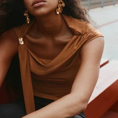 one shoulder neck H&M Ladies Draped One-Shoulder Top H&M $19.99