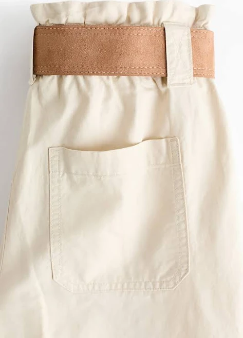 shorts H&M Ladies Linen-Blend Paper-Bag Shorts H&M $49.99