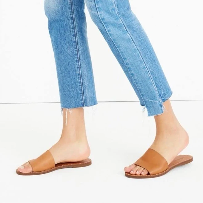 shoes Madewell Shoes | Madewell Tan Leather Slide Sandals | Color: Tan | Size: 8.5 | Creetree's Closet Poshmark $40