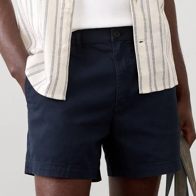 bottoms Men's Slim-Fit 5" Summerweight Chino Shorts Banana Republic Factory $35