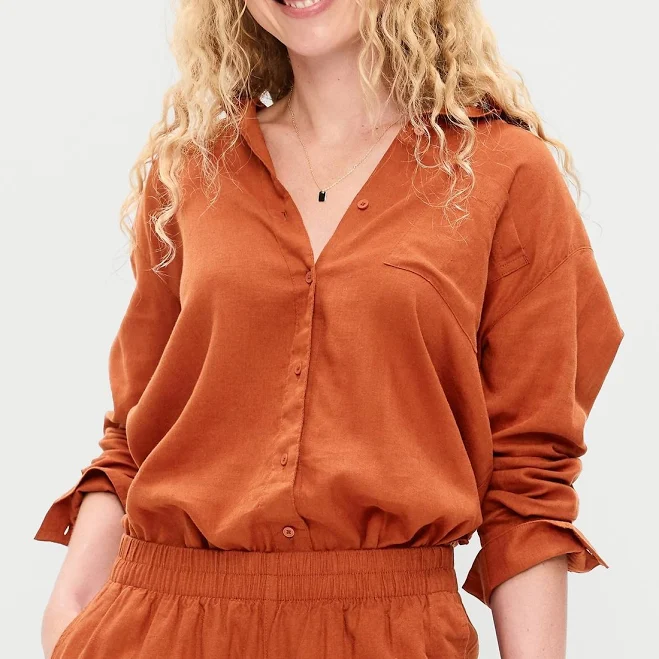 outfit Old Navy Women's Linen-Blend Loose Button-Down Shirt Old Navy $44.99