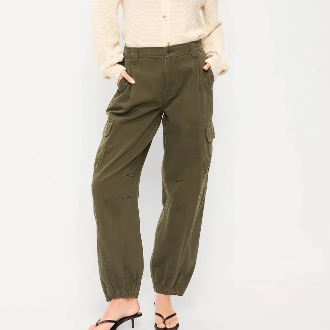 cargo pants Old Navy Women's Twill Barrel Cargo Pants Old Navy $30