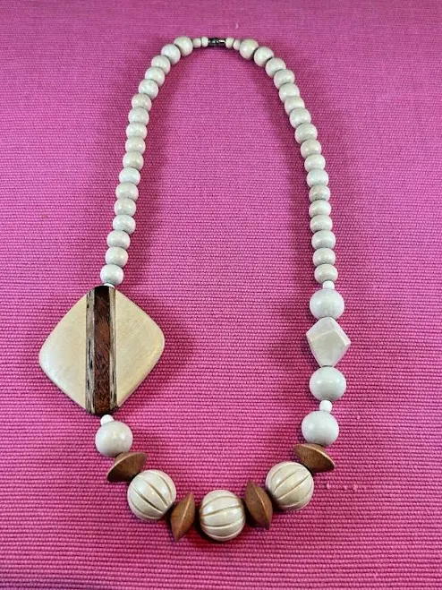 accessory Retro Modern Cream Natural Wood Bead Necklace With Layered Wood Bead eBay $14.95