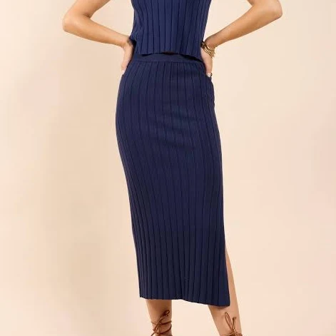 skirt Sadie & Sage No Bad Days Ribbed Midi Skirt hannah-anna.com $30