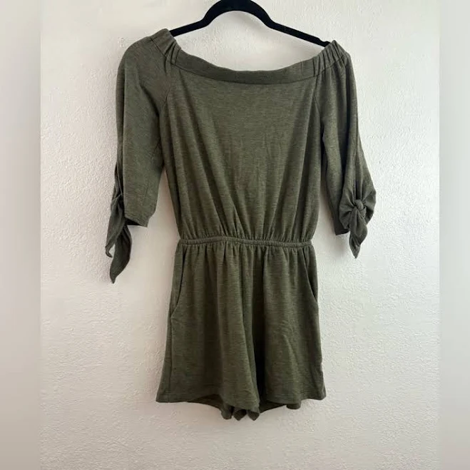 romper Soprano Off-The-Shoulder Romper with Pockets Poshmark $19