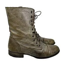 shoes Steve Madden Troopa Lace Up Combat Boots Sand Taupe Distressed Leather Shoes 8 eBay $29.99