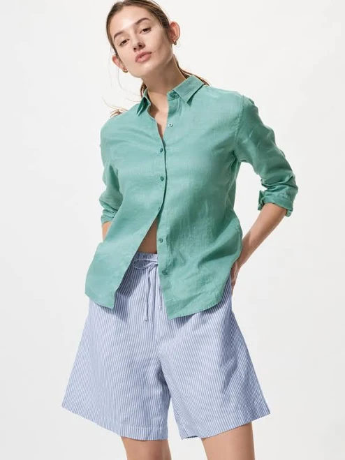 matching set UNIQLO Women's Linen Blend Easy Shorts uniqlo.com/us $29.9