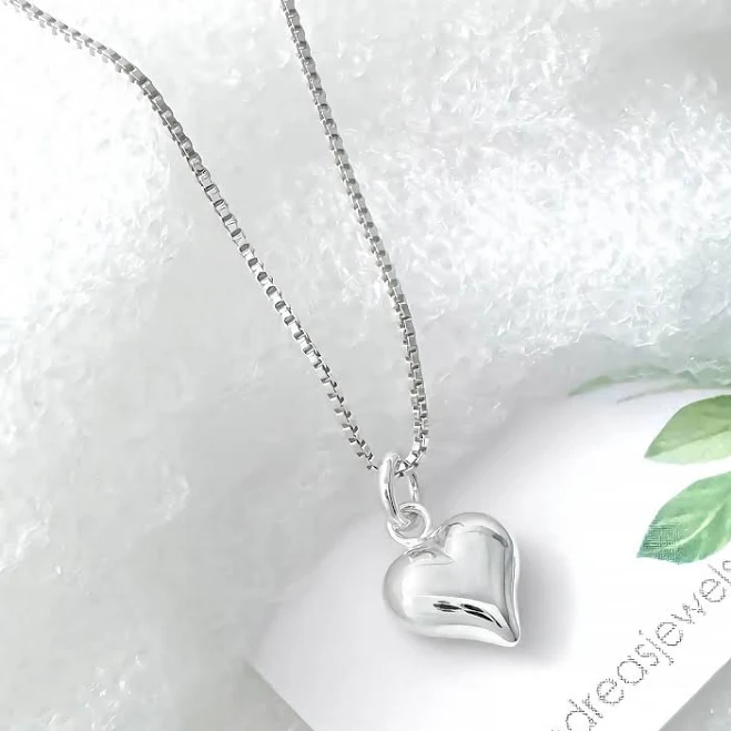 925 Sterling Silver Tiny Heart Pendant Necklace