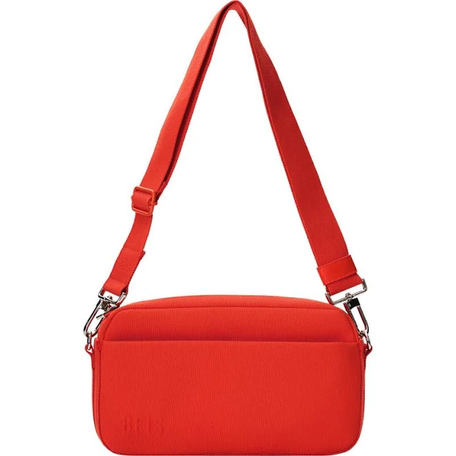 Béis Travel Crossbody Bag