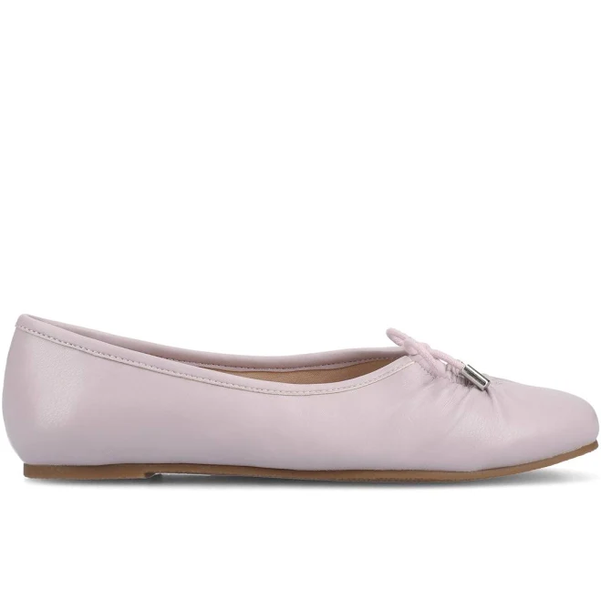 Journee Women's Collection Callee Keyhole Ballet Flats
