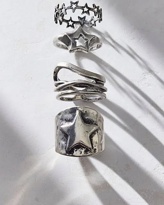 Urban Outfitters Walk of Fame Chunky Ring Set