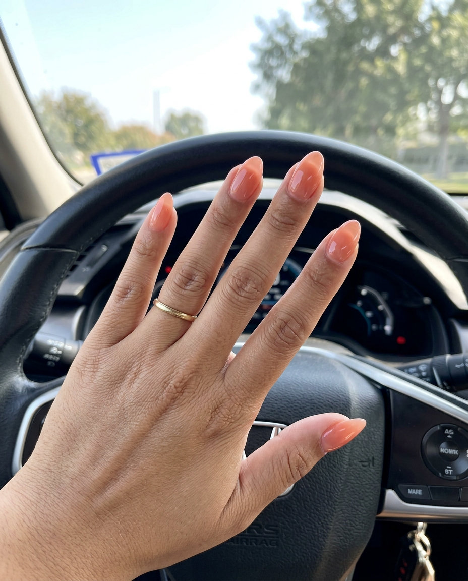 Jelly Peach Oval Dew nails for simple summer nails 2026. Translucent, playful, juicy peach color for vacation.