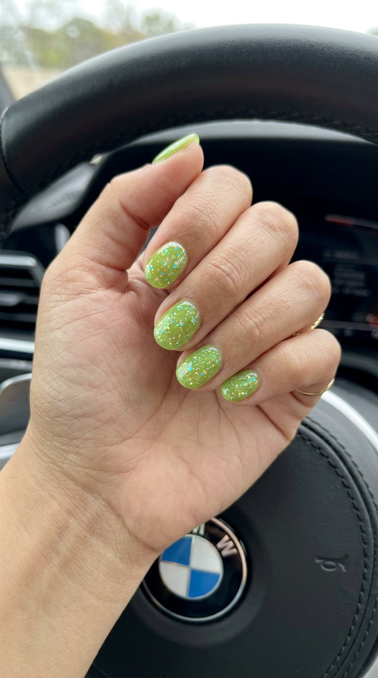 Limeade Sparkle Droplets 2026 | Refreshing Summer Nails Limeade Sparkle Droplet Accents: Cheery lime green jelly with holographic glitter for summer citrus nail art 2026.