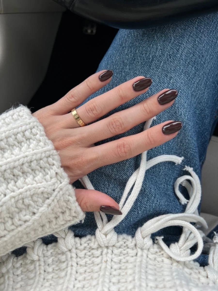23 Trending Nail Colors And Designs For Fall 2026
