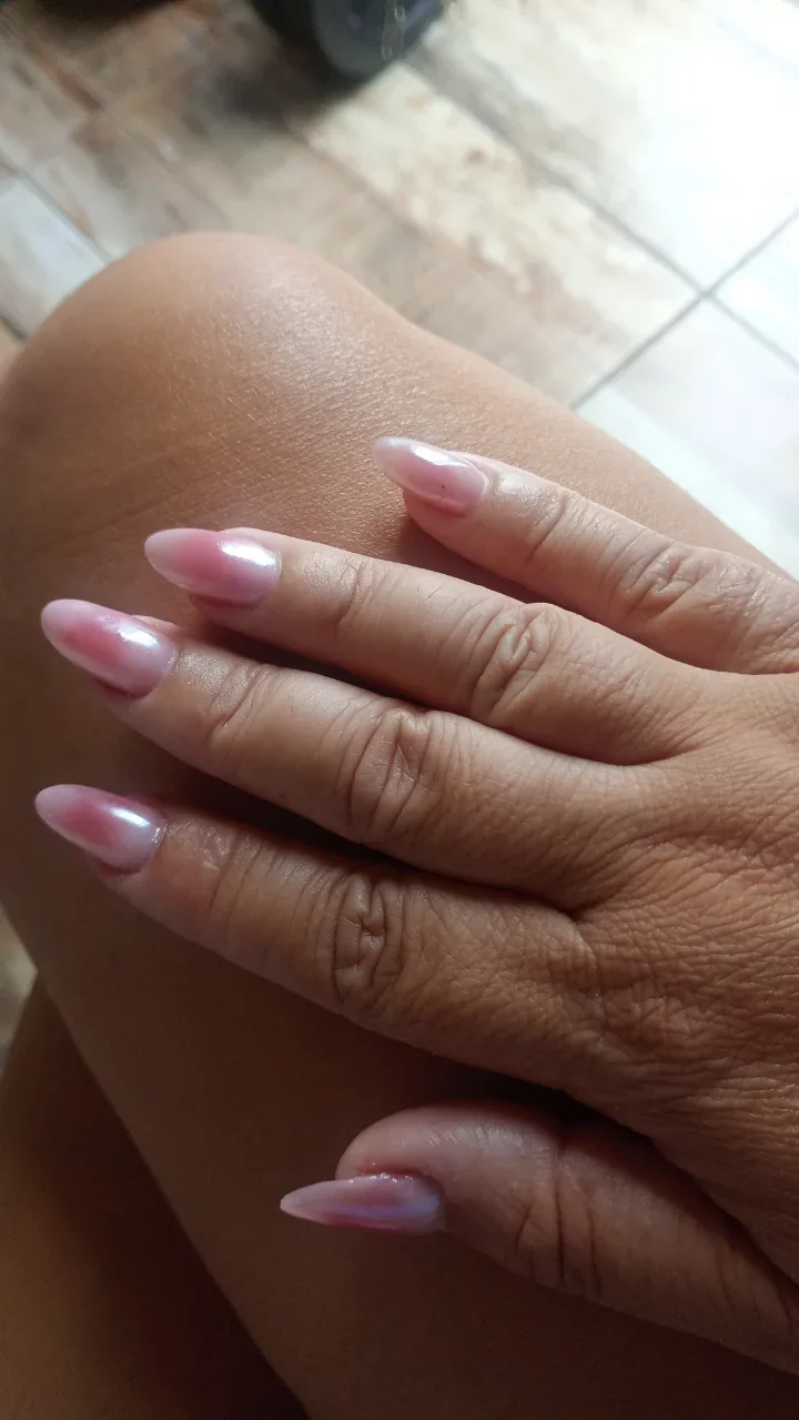 22 Aura Nails Design With Soft Color Blends: Dreamy Ideas