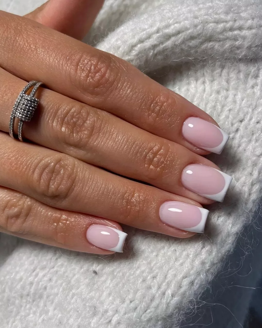 30 Modern Fall French Tips With Creative Nail Designs