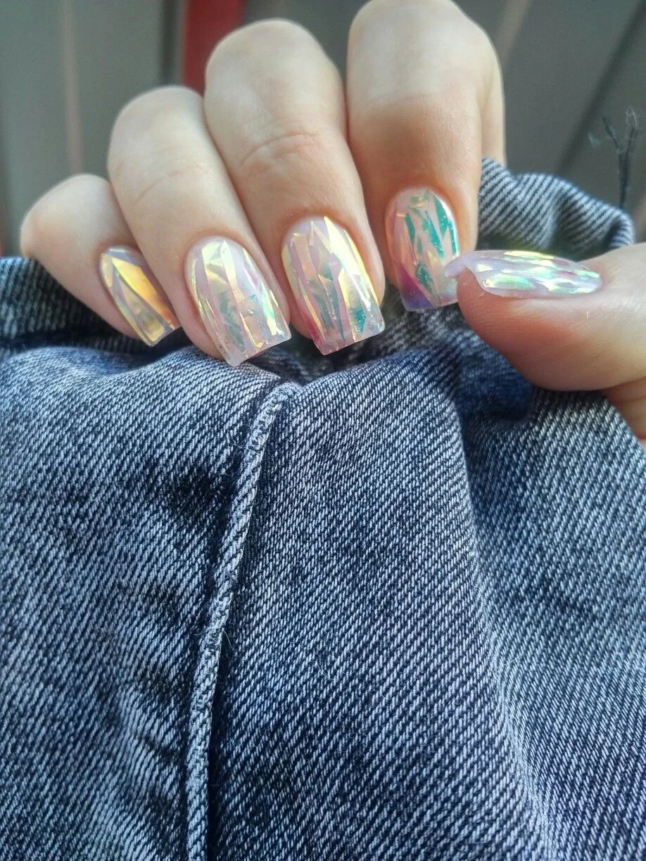 Fall Colored Glass Gel Nails: 19 Stunning Ideas for 2026