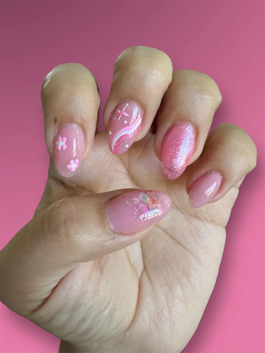 21 Soft Pink Nails With Pearl Details Fall 2026