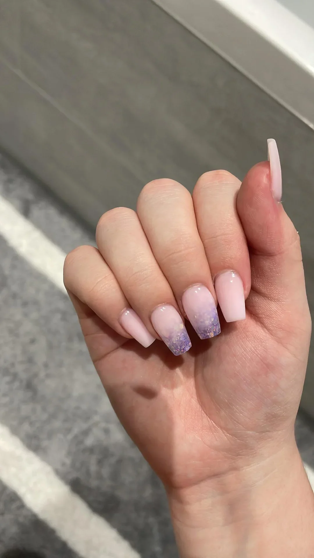 21 Soft Pink Nails With Pearl Details Fall 2026