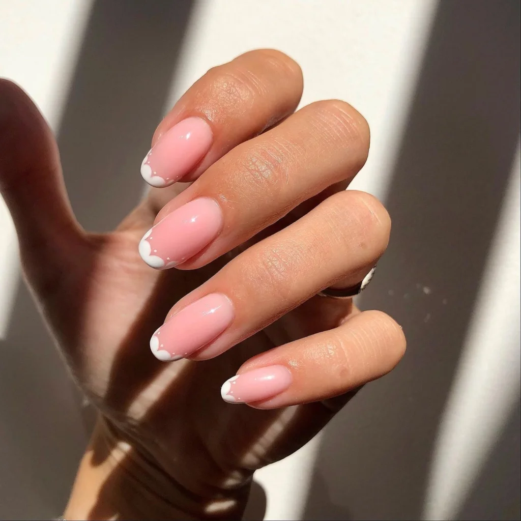 24 Minimalist Nude Manicure Ideas for Everyday Style
