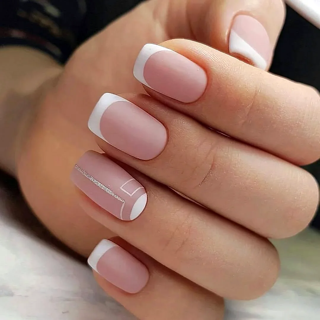 22 Classy Square Nails for Professional Women: Elegant Manicure Ideas