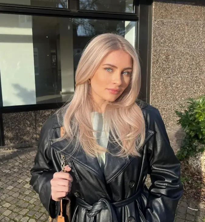 24 Warm Blonde Hair Color Ideas for a Soft, Radiant Look