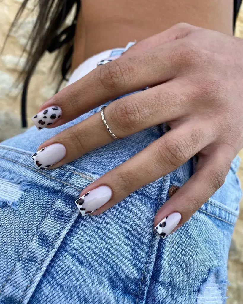 30 Modern Fall French Tips With Creative Nail Designs
