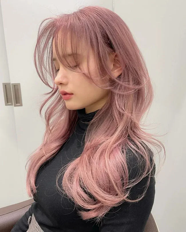Soft Butterfly Haircut With Bangs: 24 Stylish Ideas for 2026