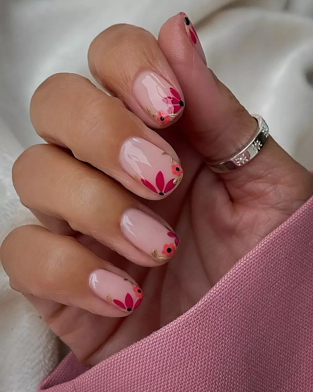 24 Cute Nail Ideas For Short Almond Nails For Fall 2026