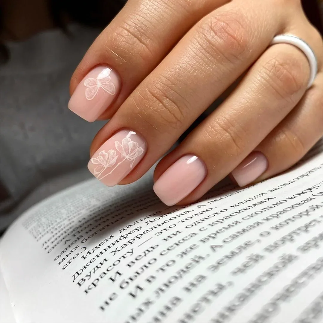 24 Minimalist Nude Manicure Ideas for Everyday Style