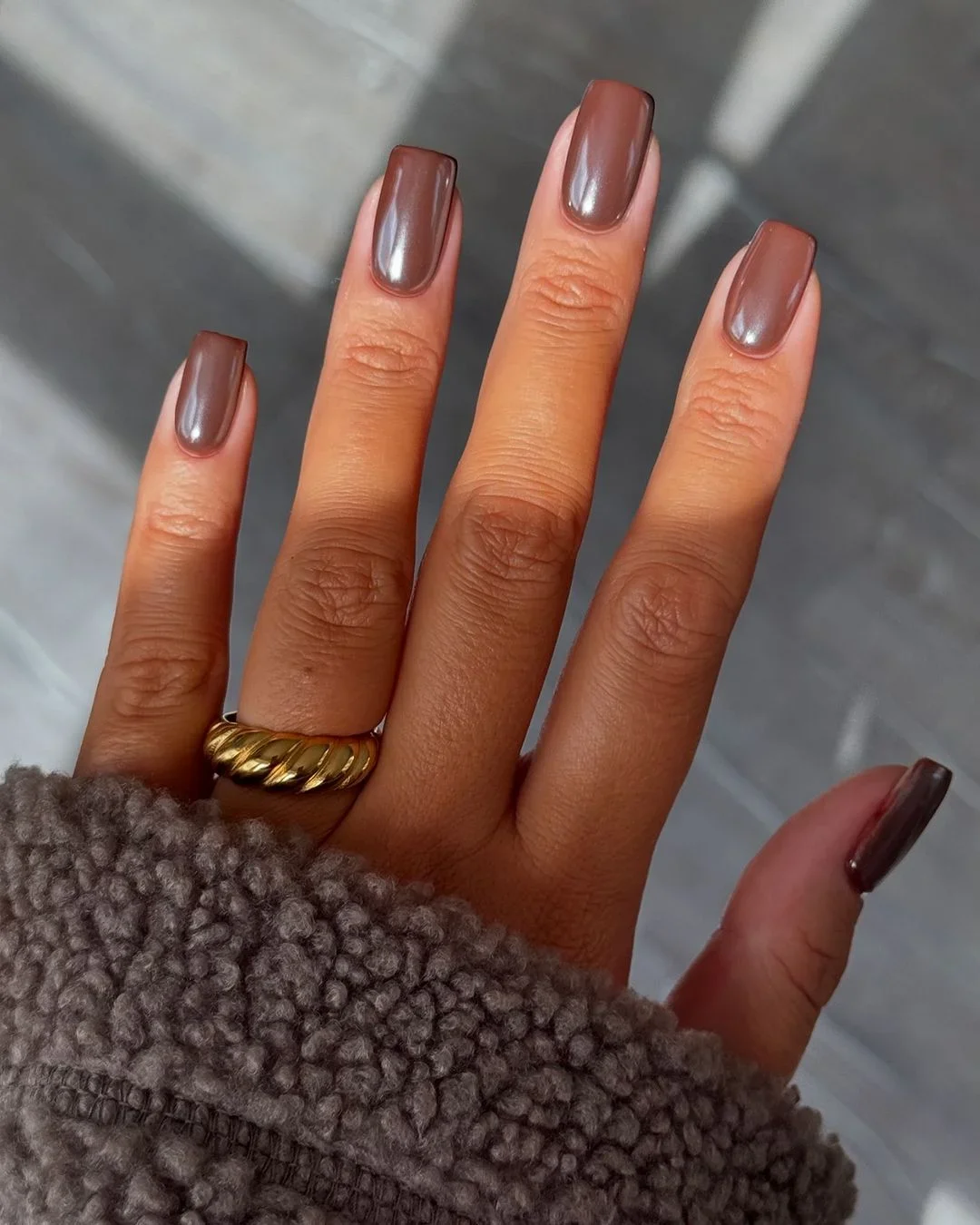 22 Classy Square Nails for Professional Women: Elegant Manicure Ideas