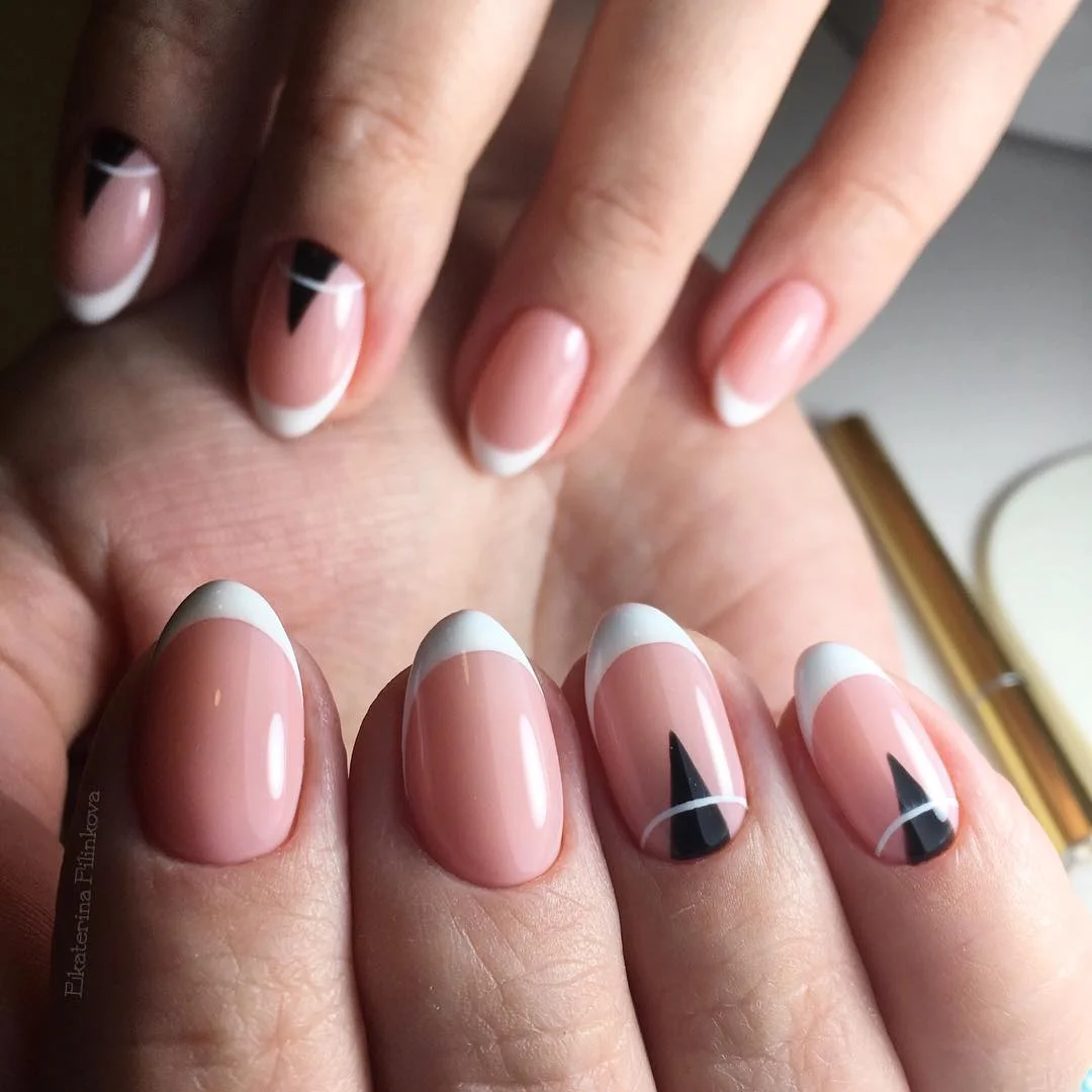 30 Modern Fall French Tips With Creative Nail Designs