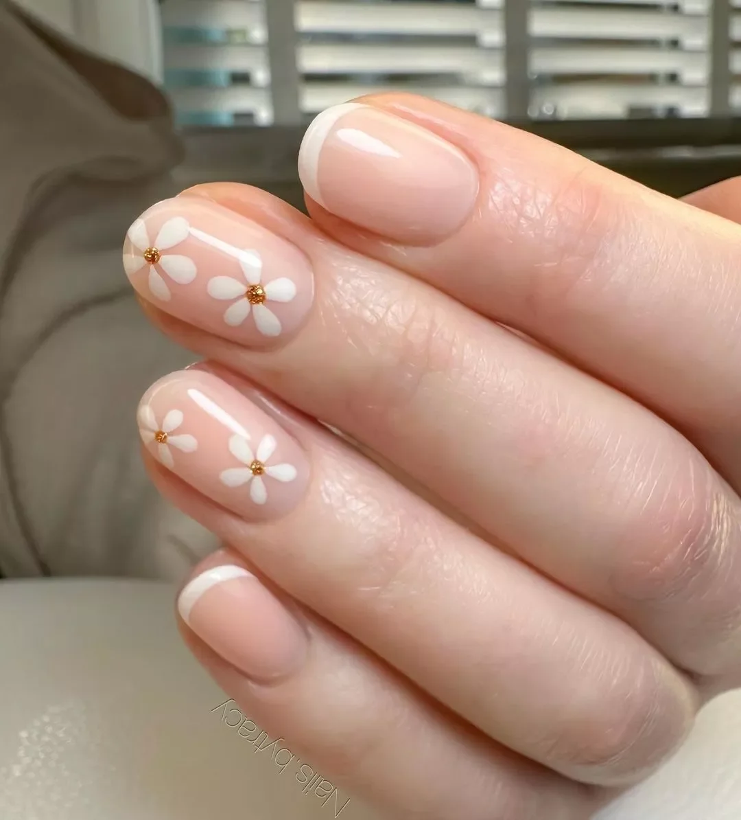 24 Cute Nail Ideas For Short Almond Nails For Fall 2026