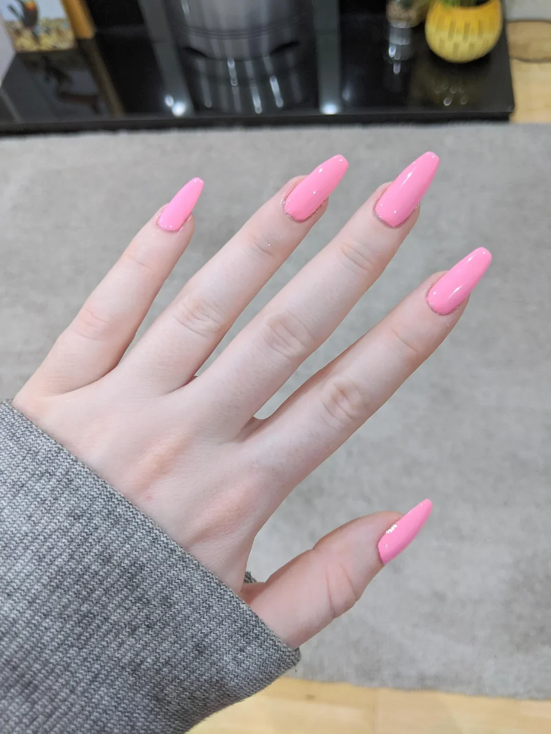 21 Soft Pink Nails With Pearl Details Fall 2026