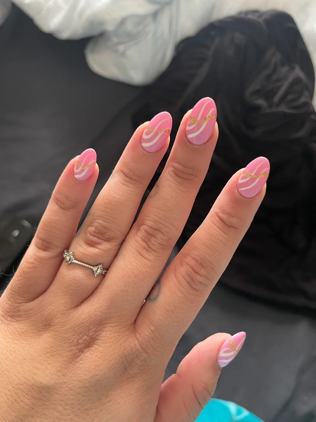 21 Soft Pink Nails With Pearl Details Fall 2026