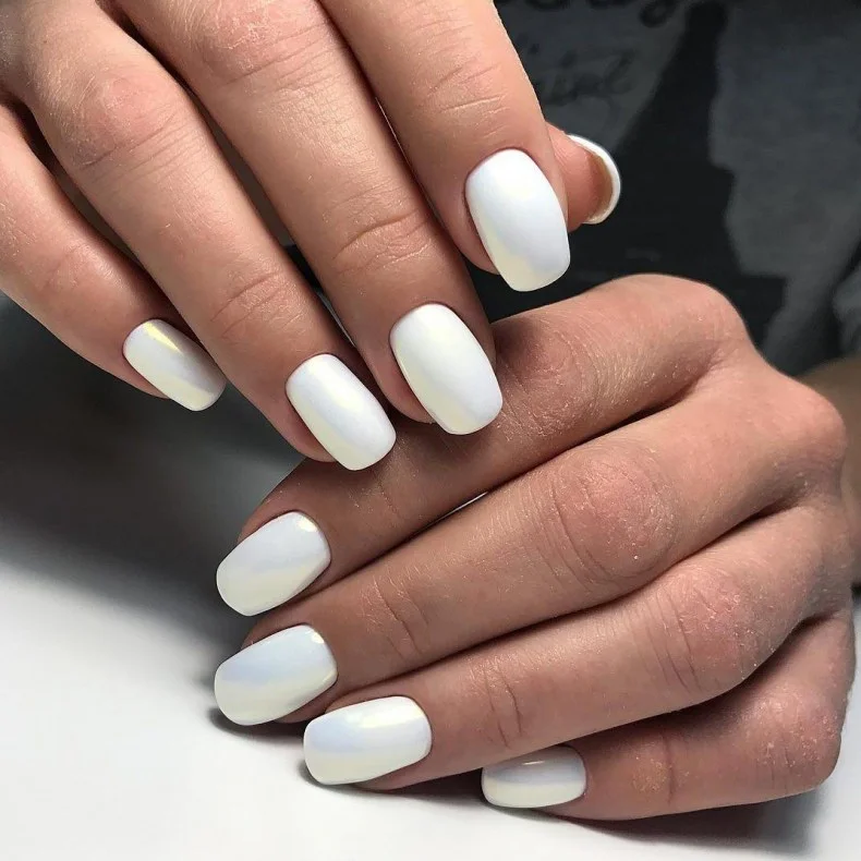 22 Classy Square Nails for Professional Women: Elegant Manicure Ideas
