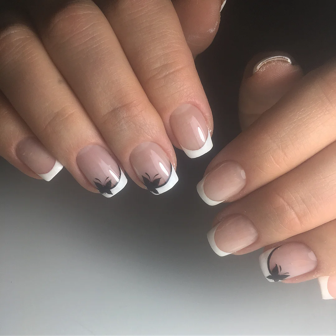 30 Modern Fall French Tips With Creative Nail Designs