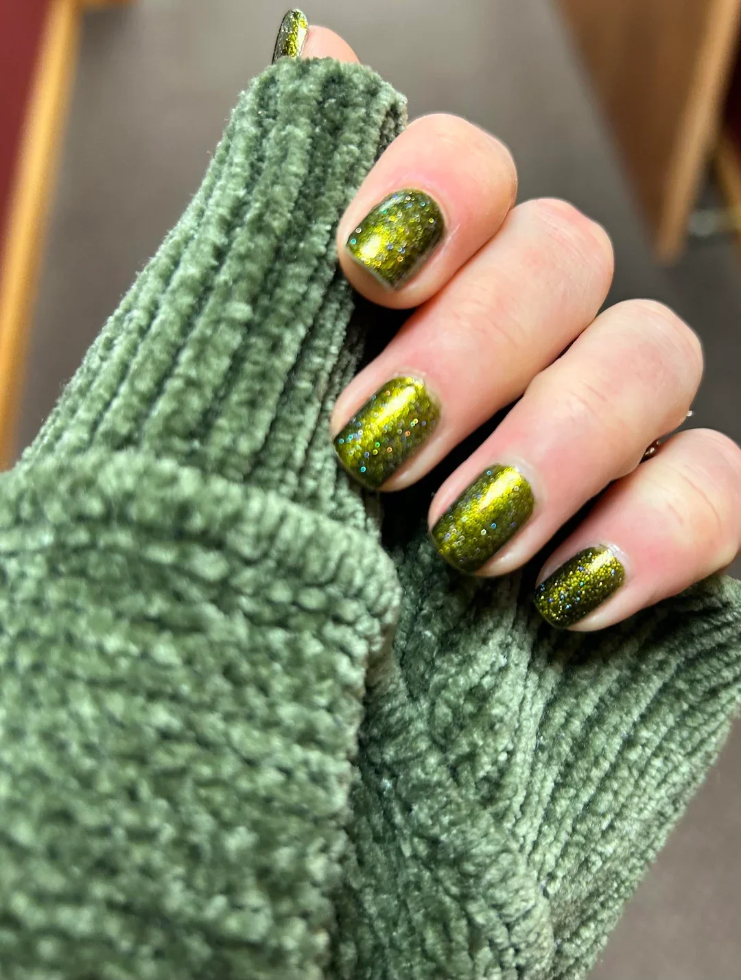 26 Olive Green Fall Nails 2026 Ideas for a Chic Autumn Manicure