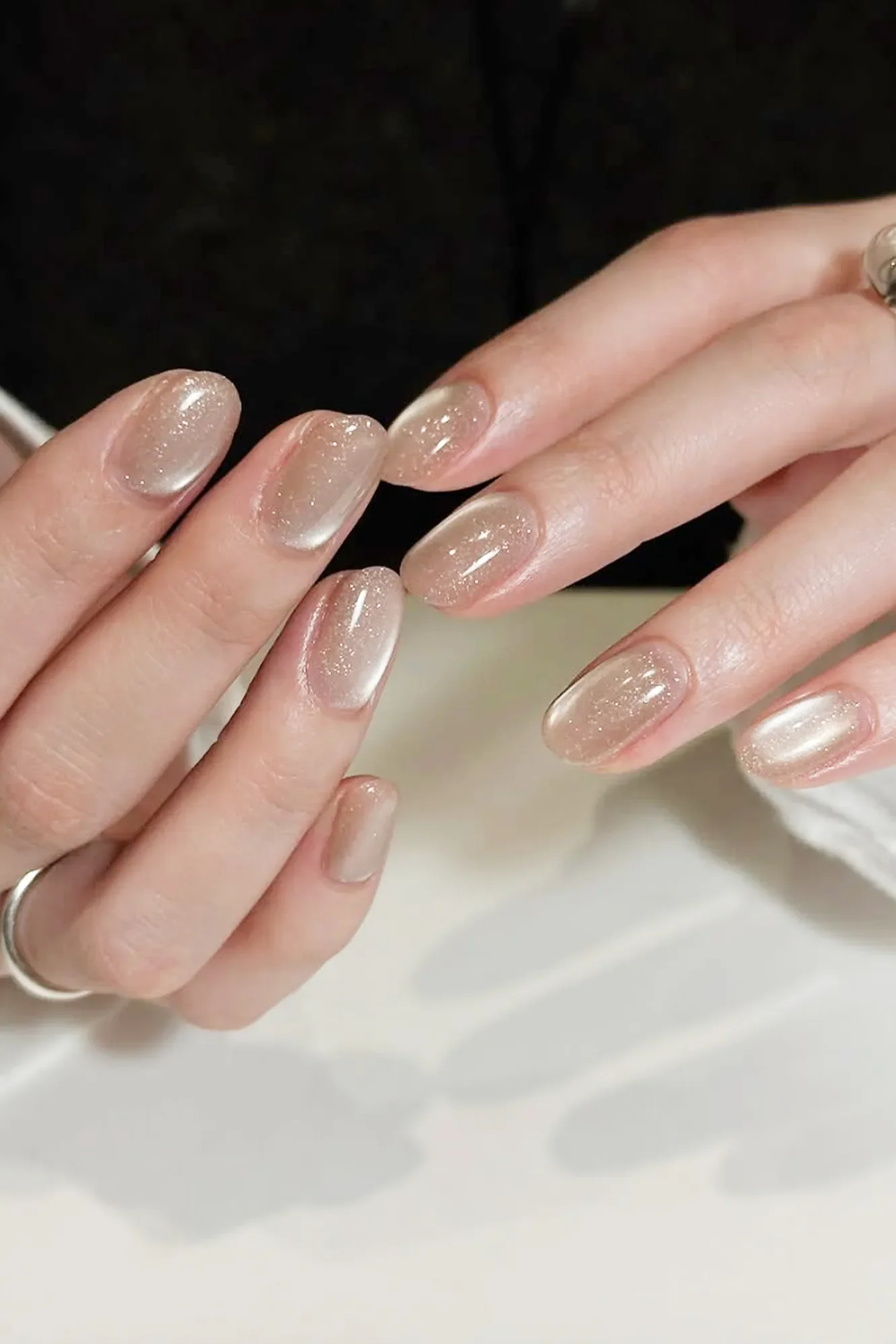 23 Velvet Magnetic Nails Luxurious Glossy Finish: Chic Manicure Ideas