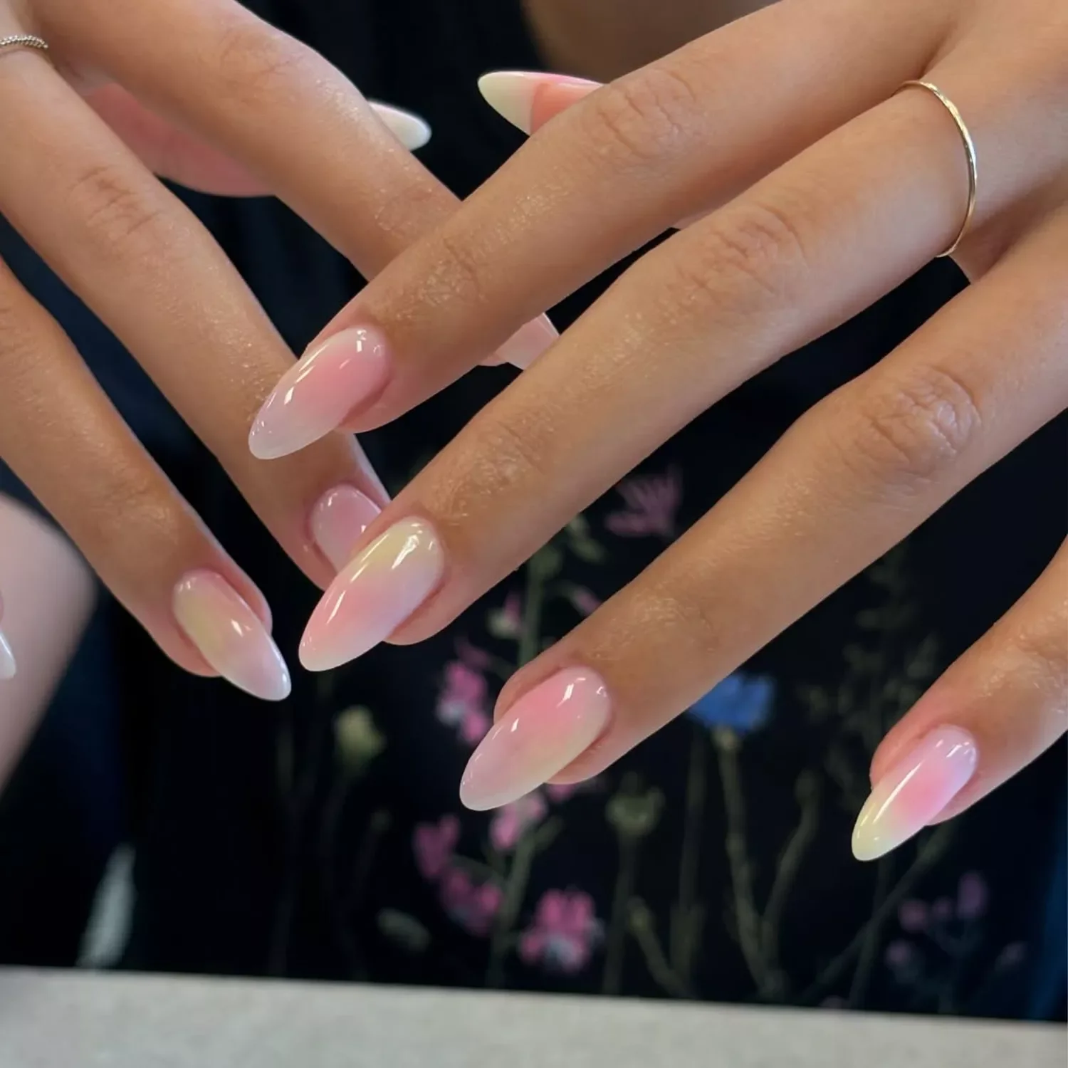 24 Minimalist Nude Manicure Ideas for Everyday Style