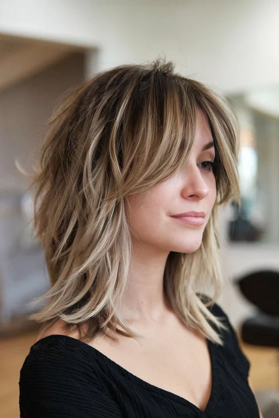 24 Easy Layered Haircuts For Women For Fall 2026