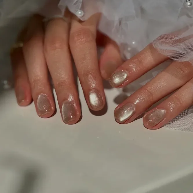 Fall Colored Glass Gel Nails: 19 Stunning Ideas for 2026