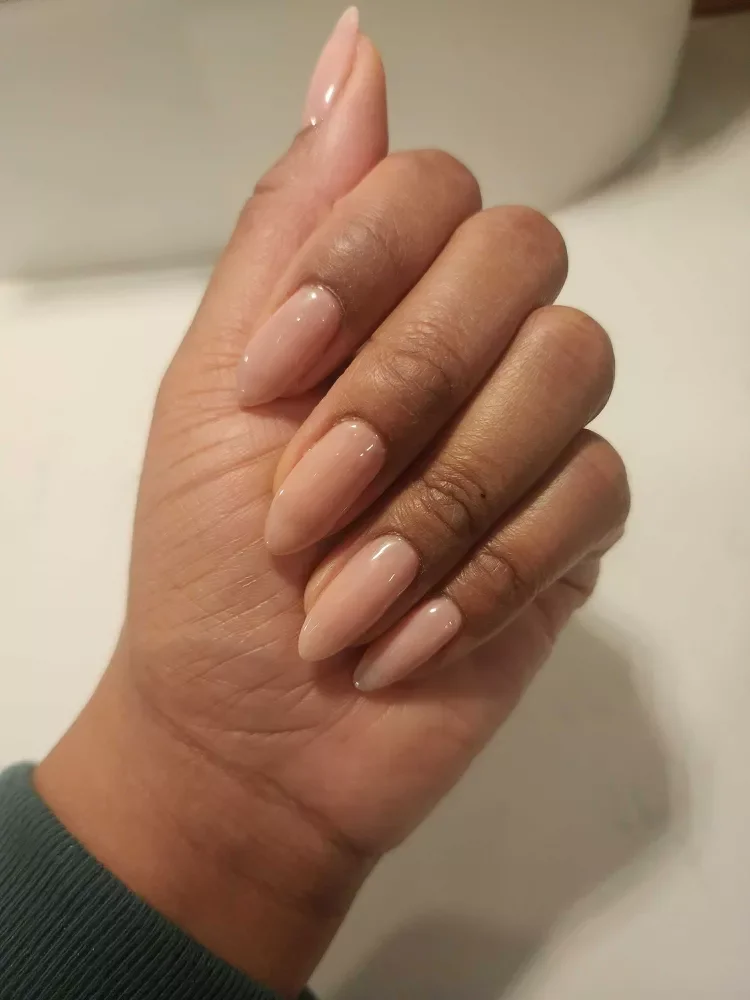 24 Minimalist Nude Manicure Ideas for Everyday Style