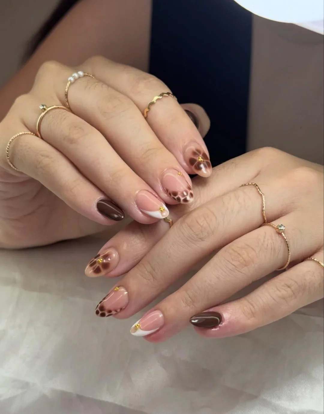 22 Brown Nails For Elegant Everyday Fall 2026 Manicure