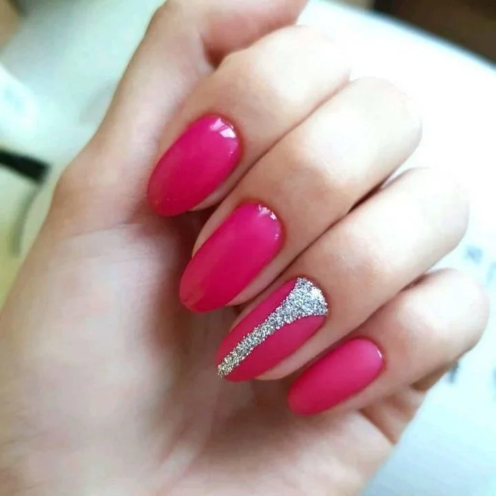 24 Raspberry Nails For Elegant Everyday Fall 2026 Manicure Ideas