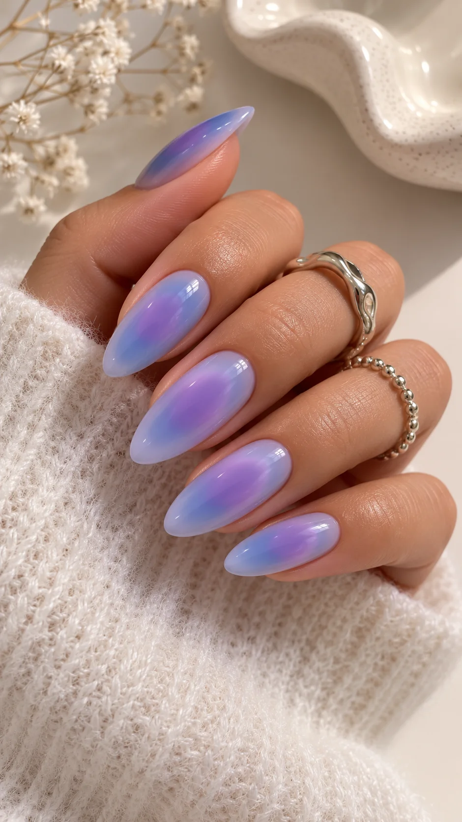 22 Aura Nails With Soft Blended Colors You'll Want to Wear in 2026