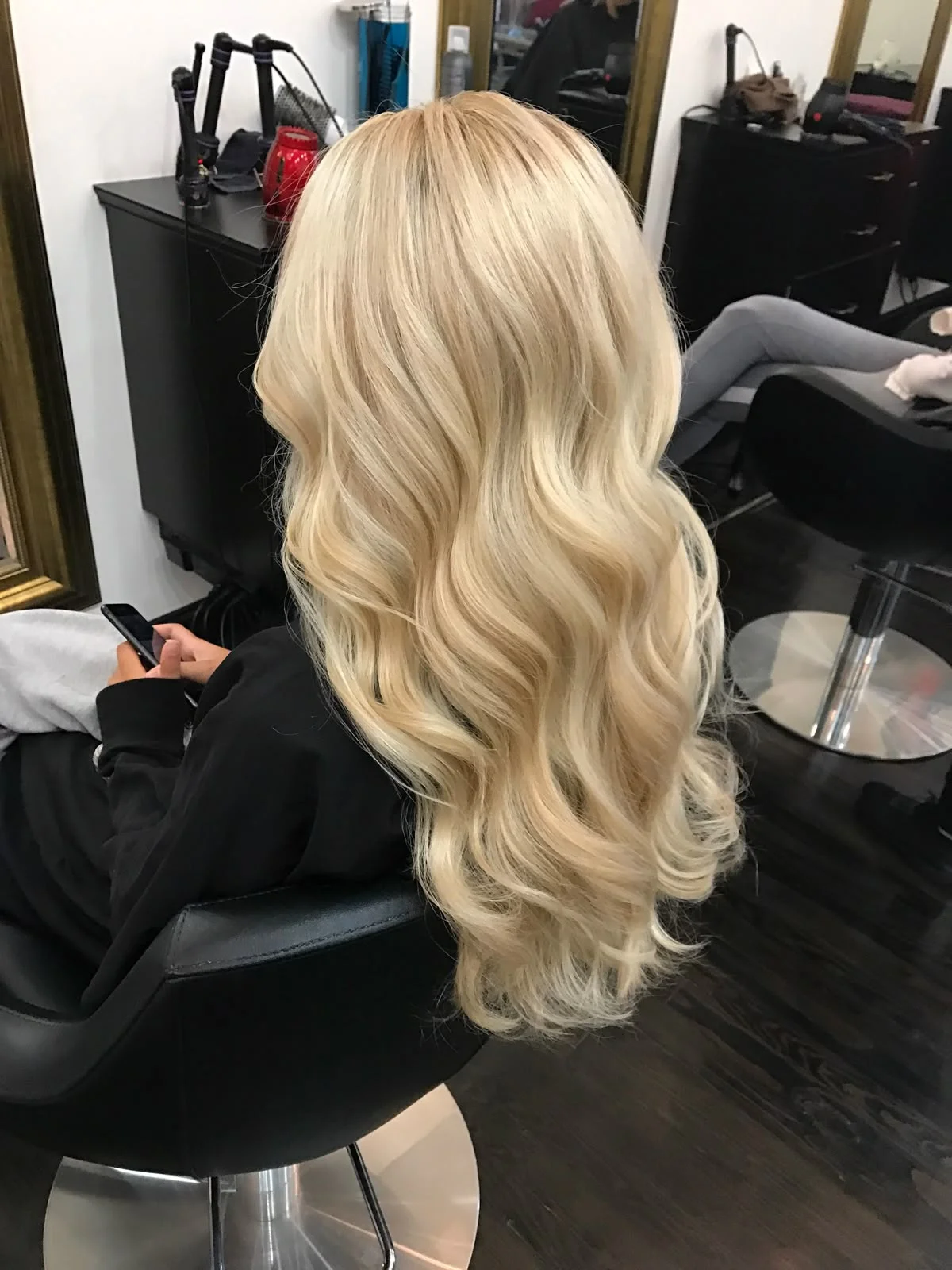 24 Warm Blonde Hair Color Ideas for a Soft, Radiant Look