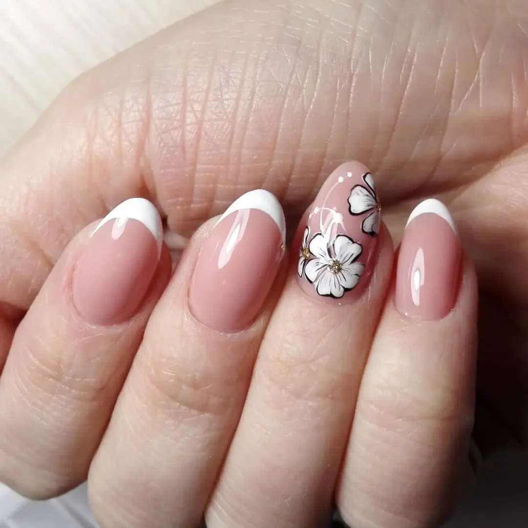 30 Modern Fall French Tips With Creative Nail Designs